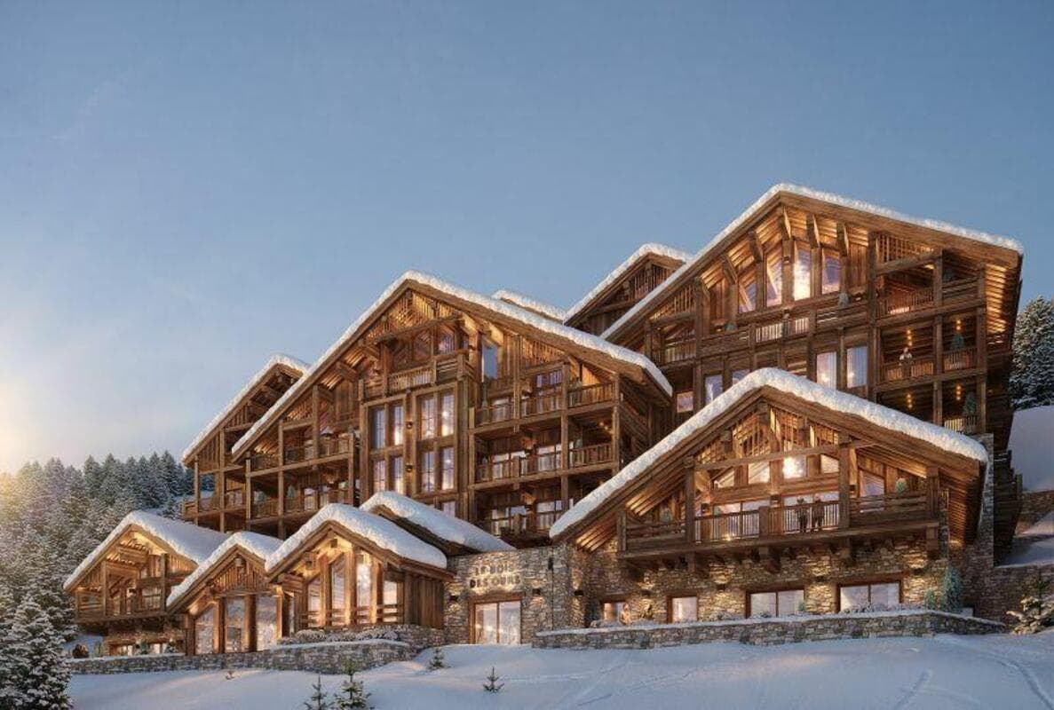 Ski-in/ski-out timber chalet with private balconies and mountain views