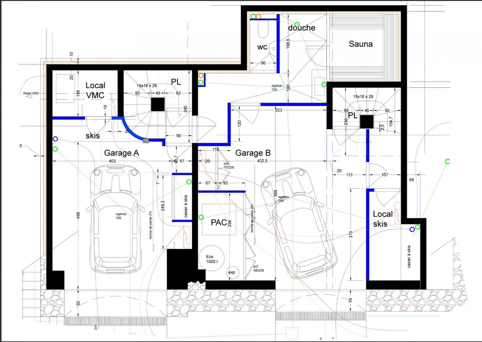 Ground floor plan: two garages, private sauna, and dedicated ski storage