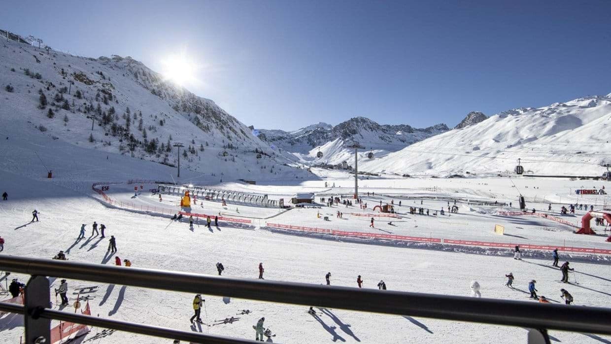 Balcony view of ski-in/ski-out access and main lifts
