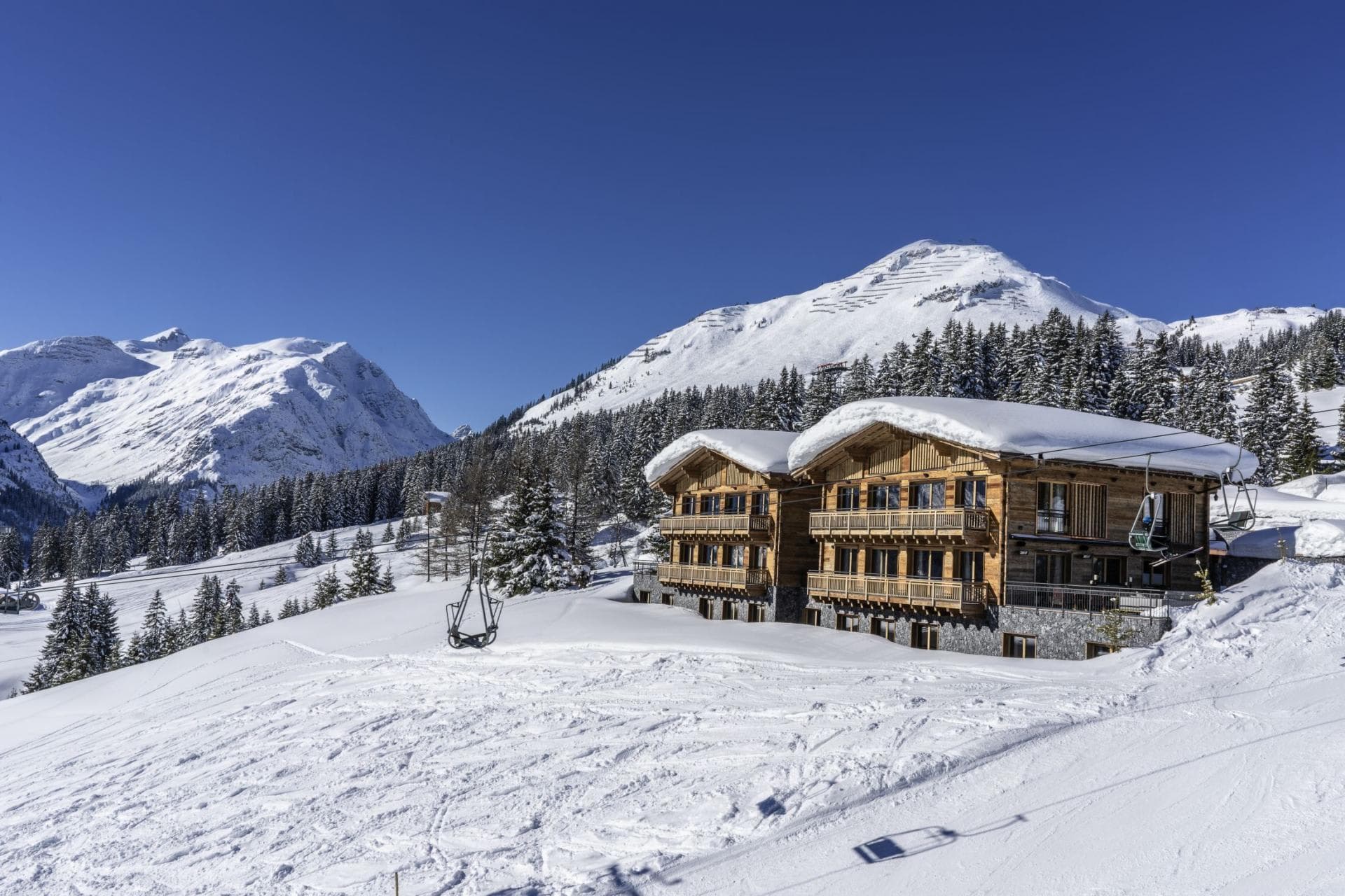 Ski-in, ski-out chalet located directly on the slopes with nearby lift access