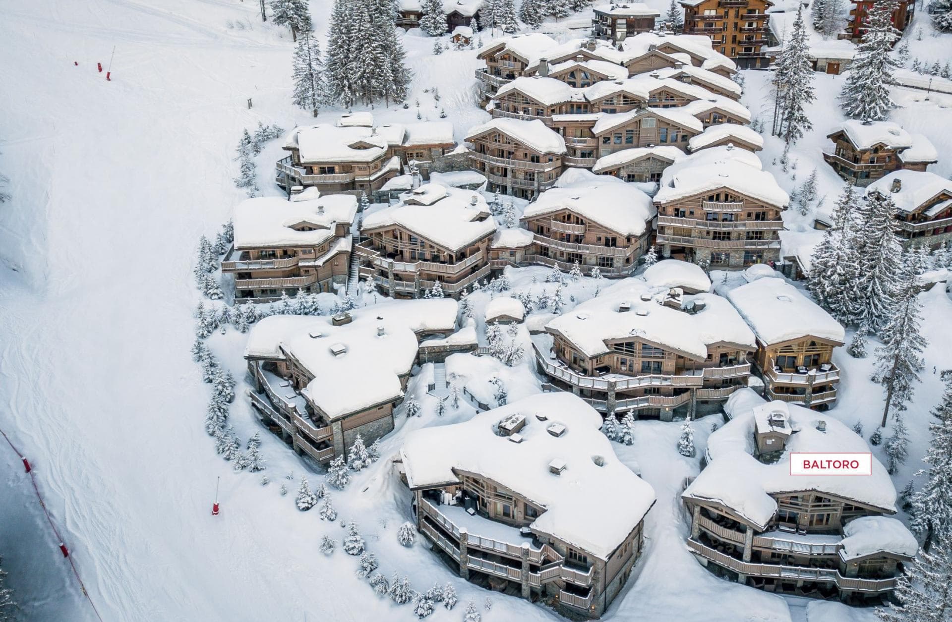 Ski-in, ski-out chalet location with direct access to groomed runs