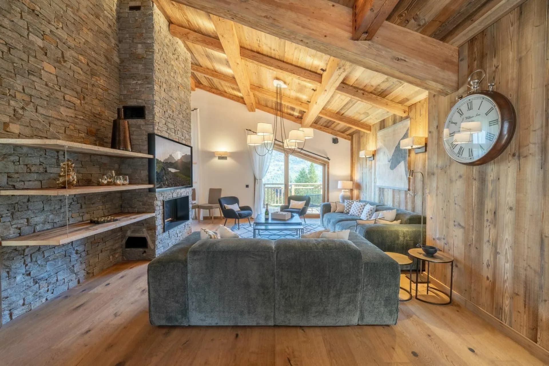 Living room arranged around the central fireplace