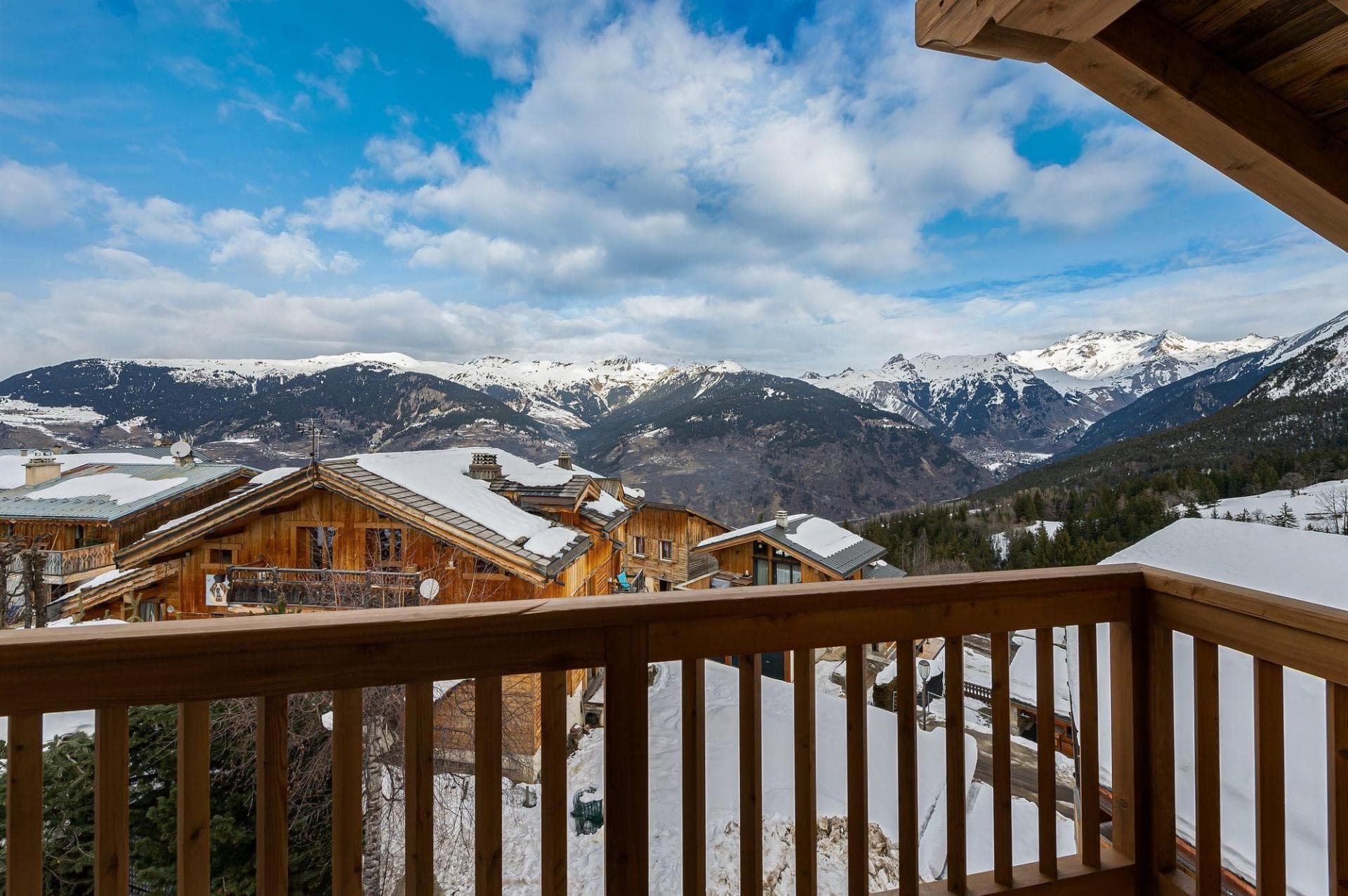 Private balcony with panoramic views of the French Alps and Méribel Valley