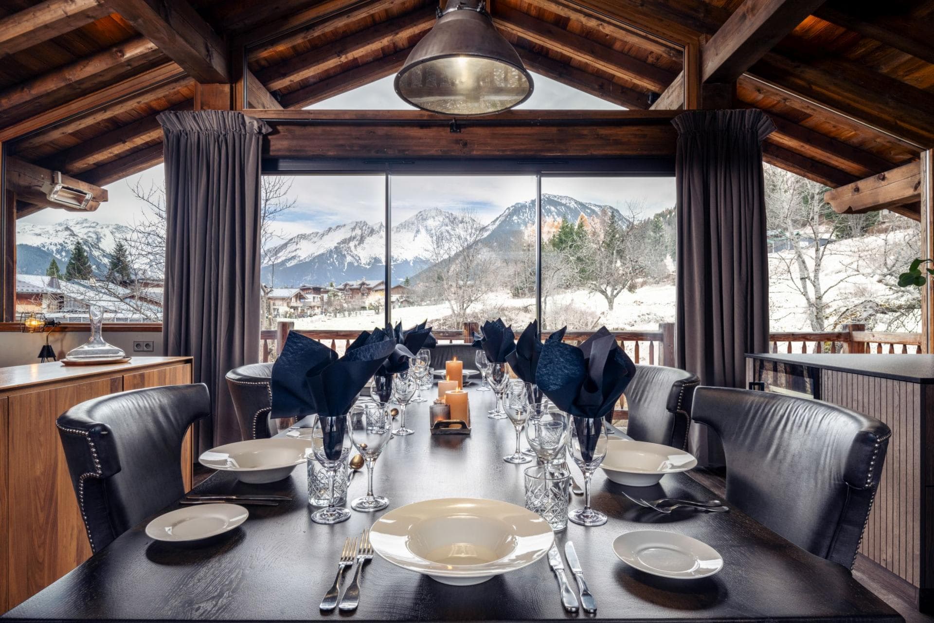 Dining area with seating for 10 and panoramic alpine views