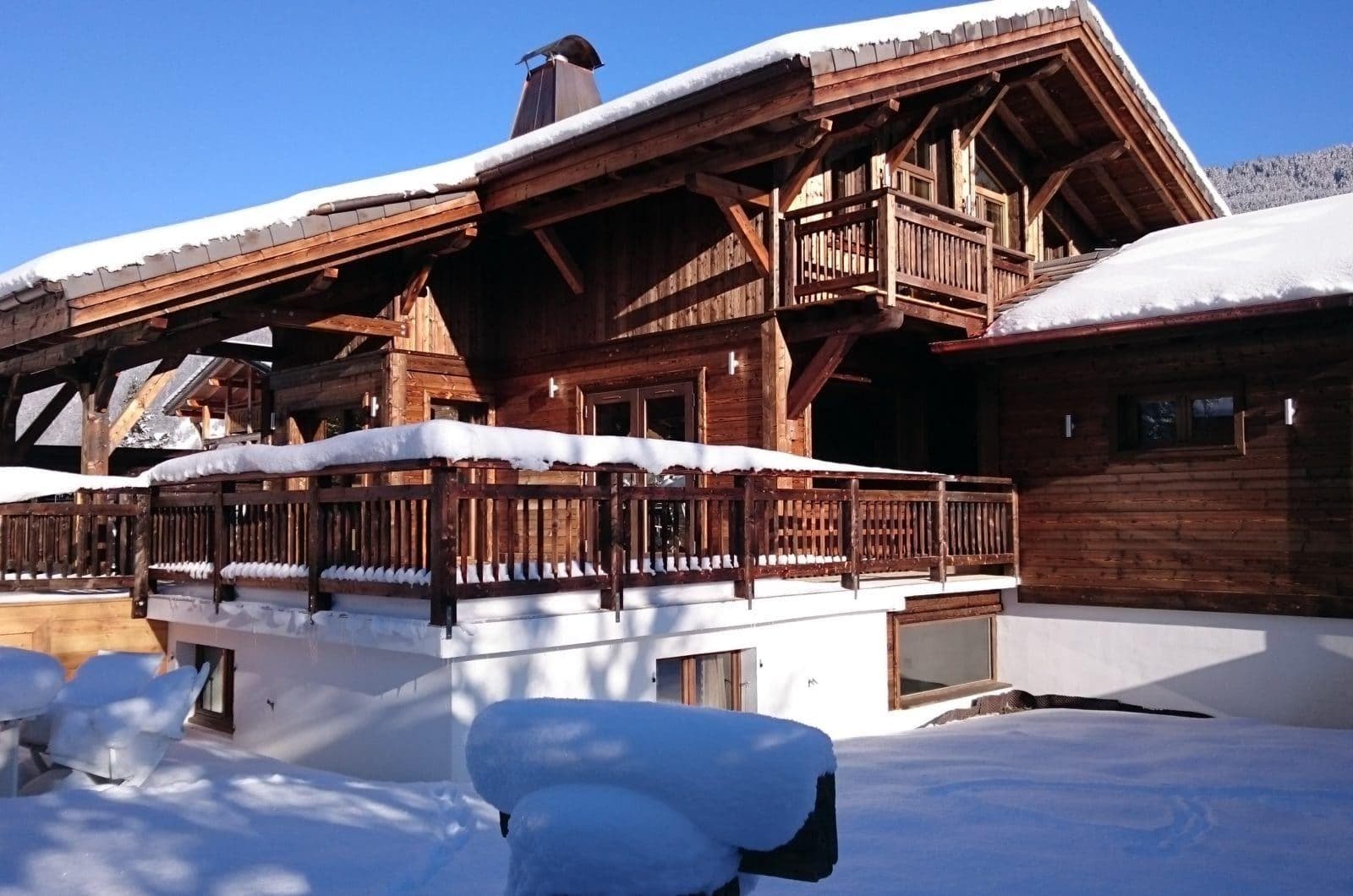 Image of Chalet L\