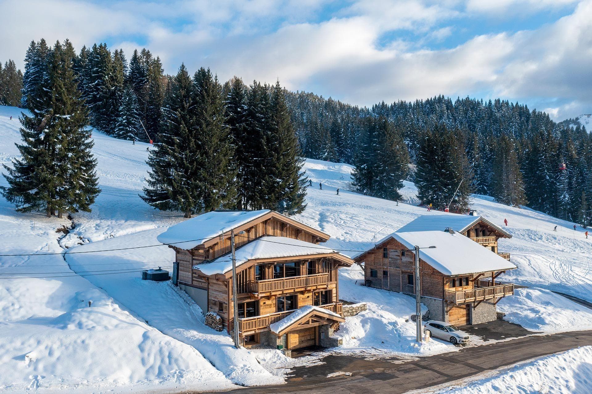 Ski-in, ski-out chalet with direct access to groomed alpine slopes