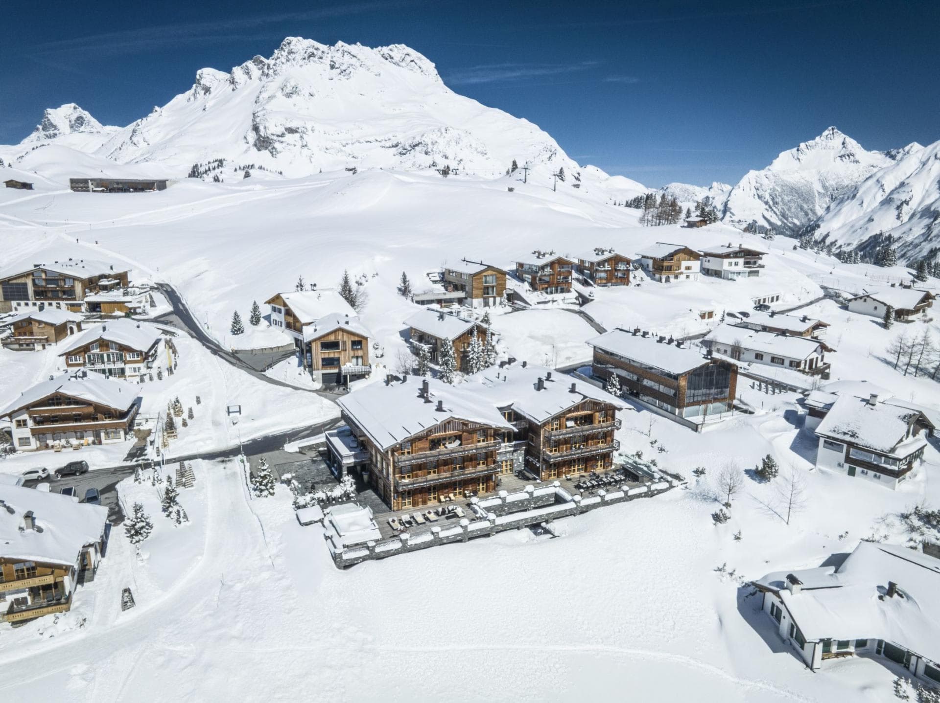 Aerial view of ski-in/ski-out chalet with direct access to alpine trails