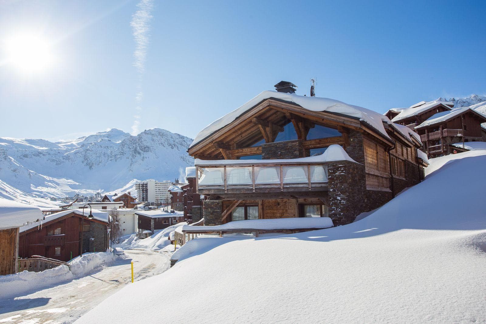 Ski-in/ski-out chalet with private balcony and mountain views