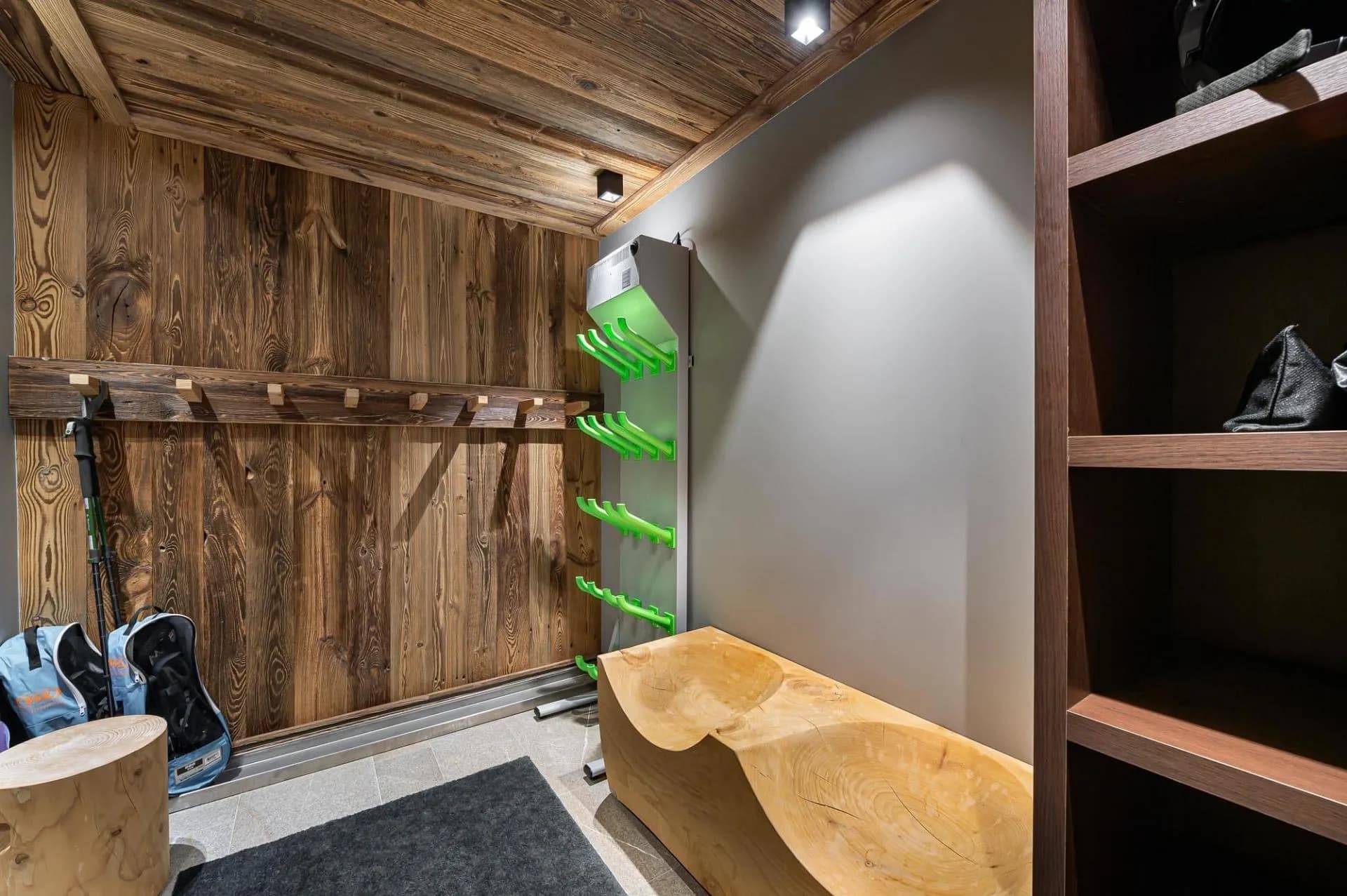 Ski room with storage, bench and boot warmers