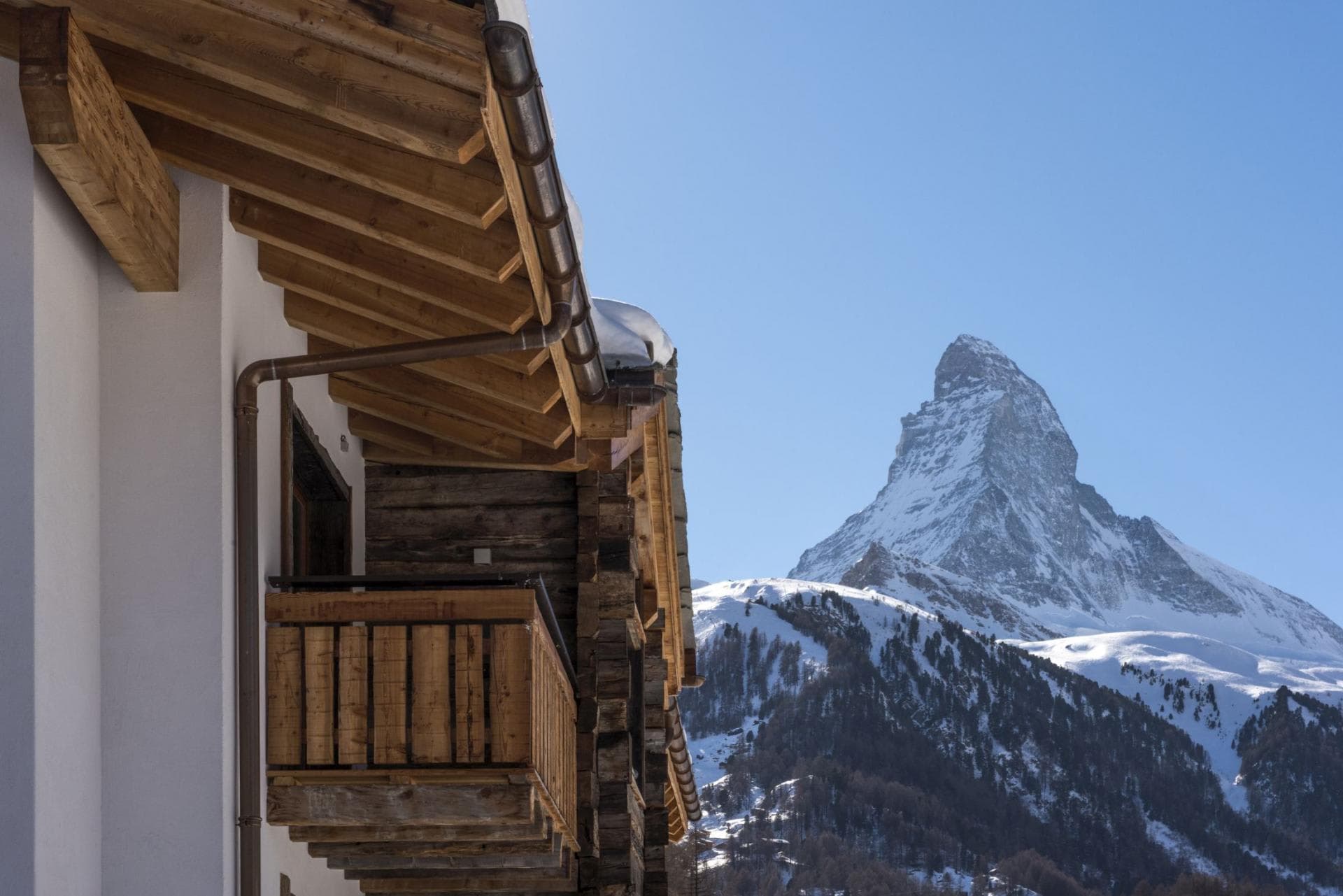 Private wooden balcony with direct views of the Matterhorn