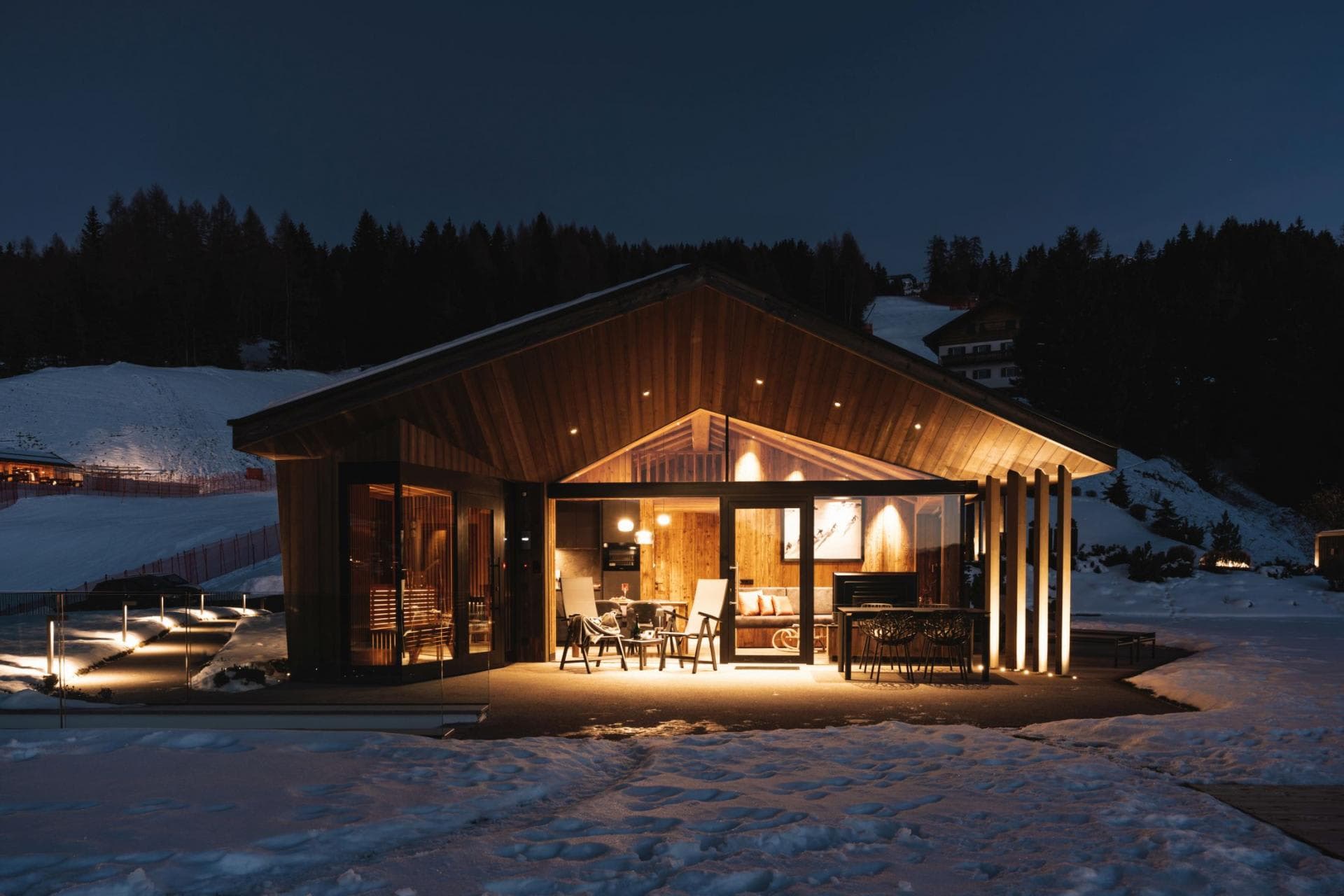 Ski-in/ski-out chalet with private sauna and lit patio area