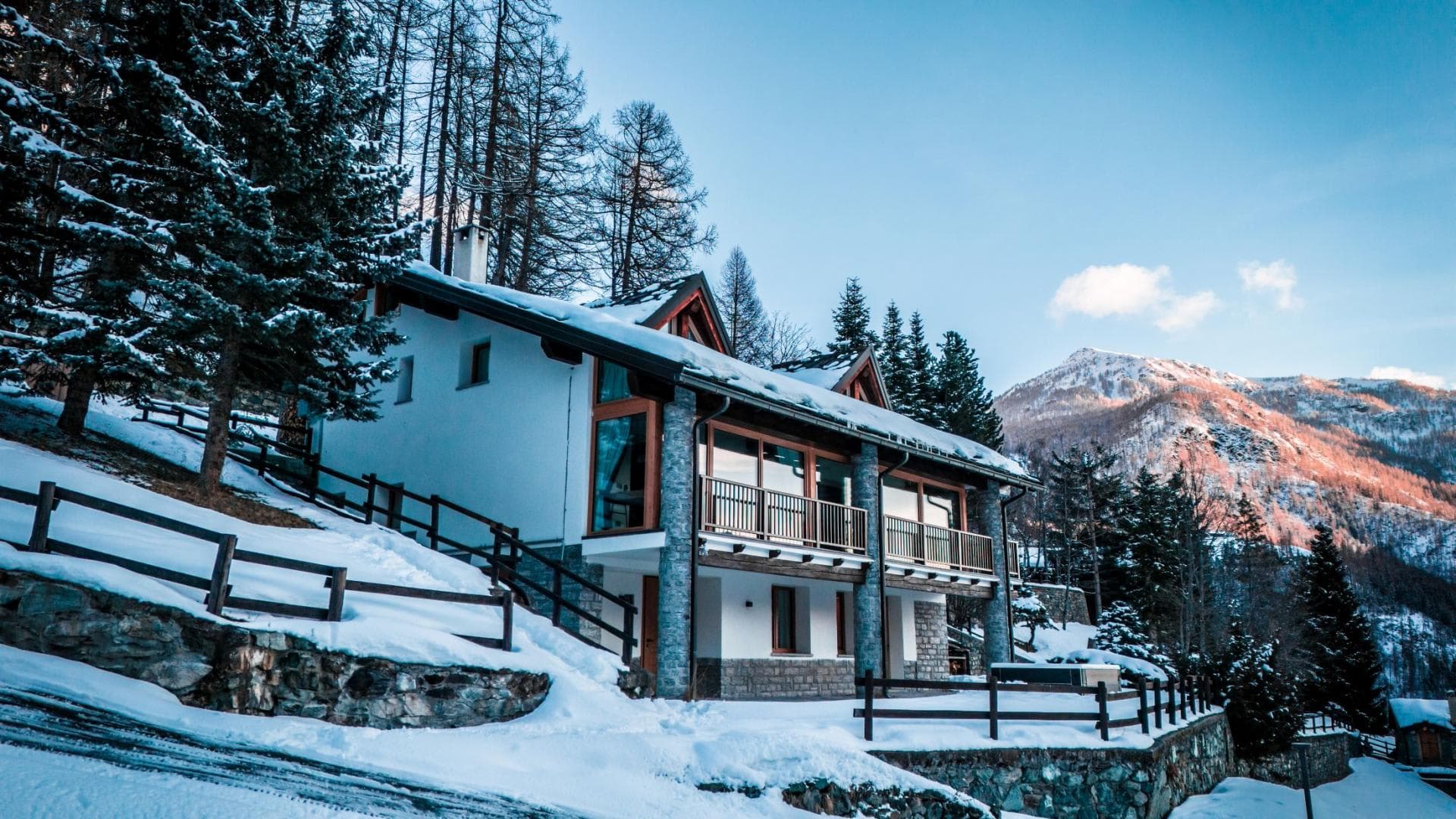 Ski-in/ski-out chalet with private balconies and mountain views