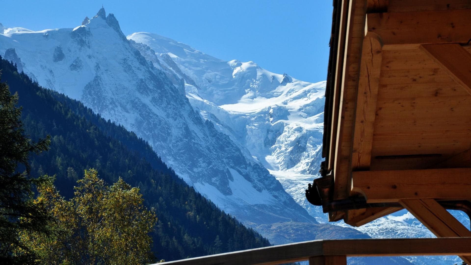 Balcony view of Mont Blanc massif and Bossons glacier