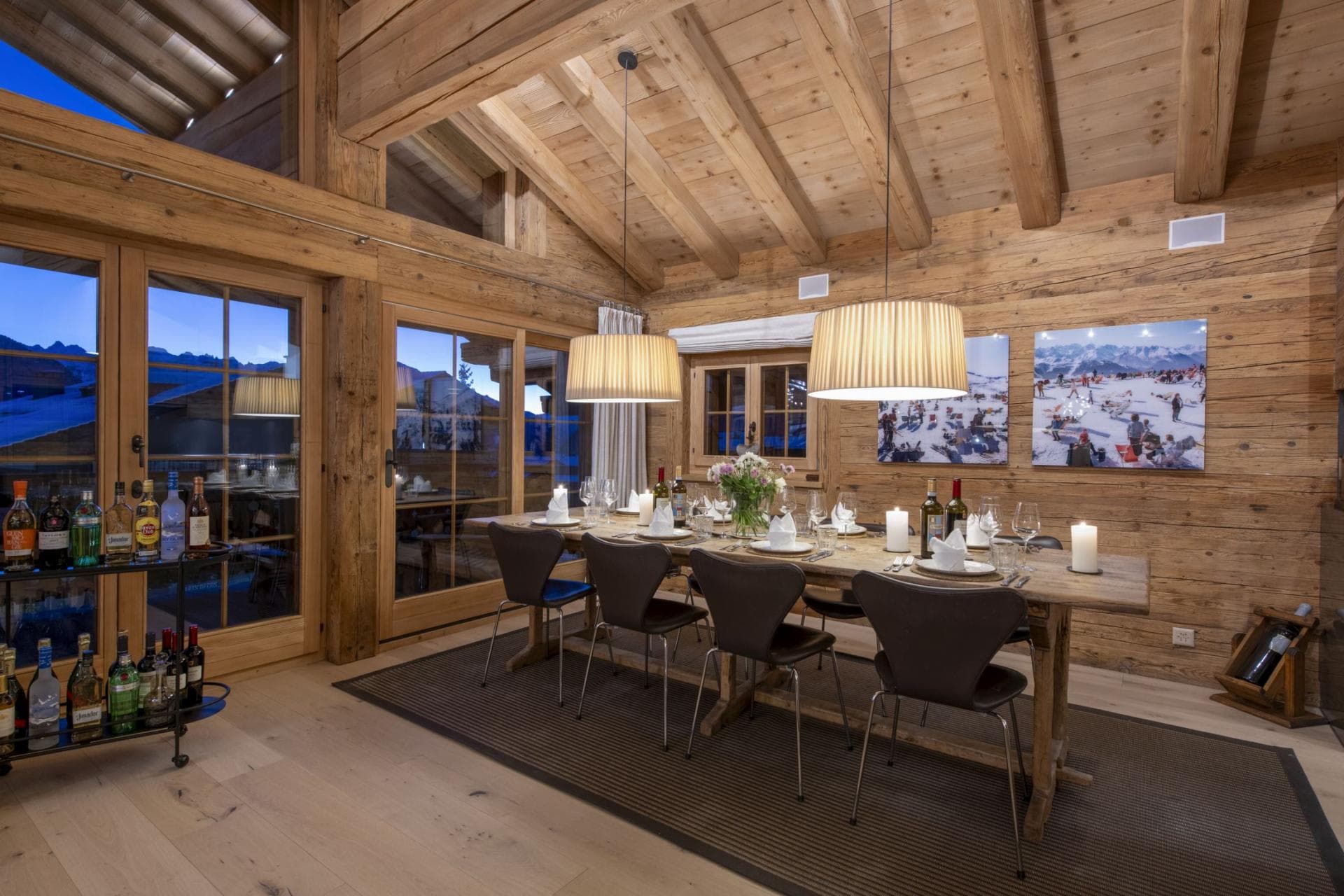 Dining area with seating for 8 and adjacent bar cart