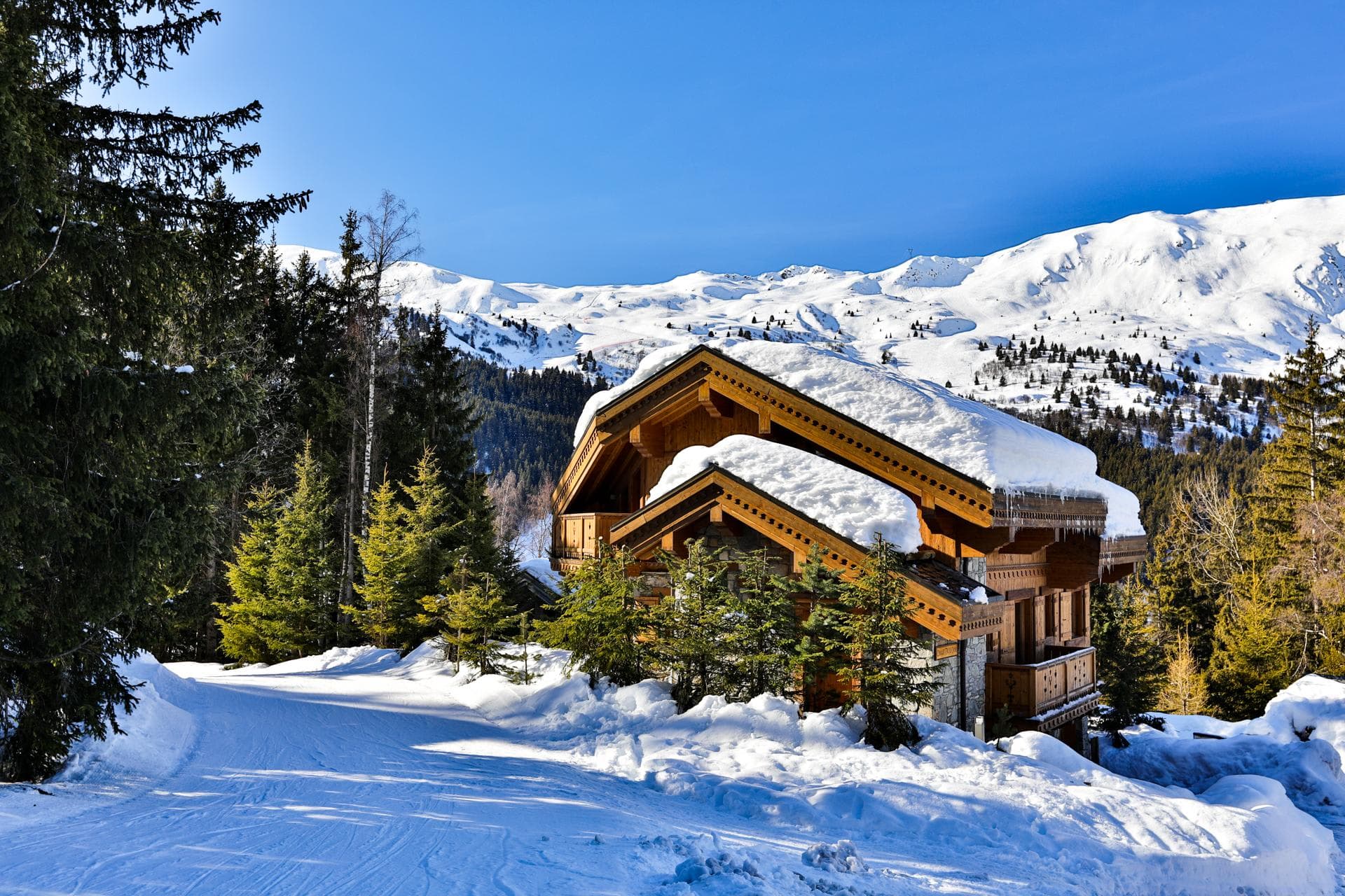 Ski-in, ski-out timber chalet with direct access to groomed runs