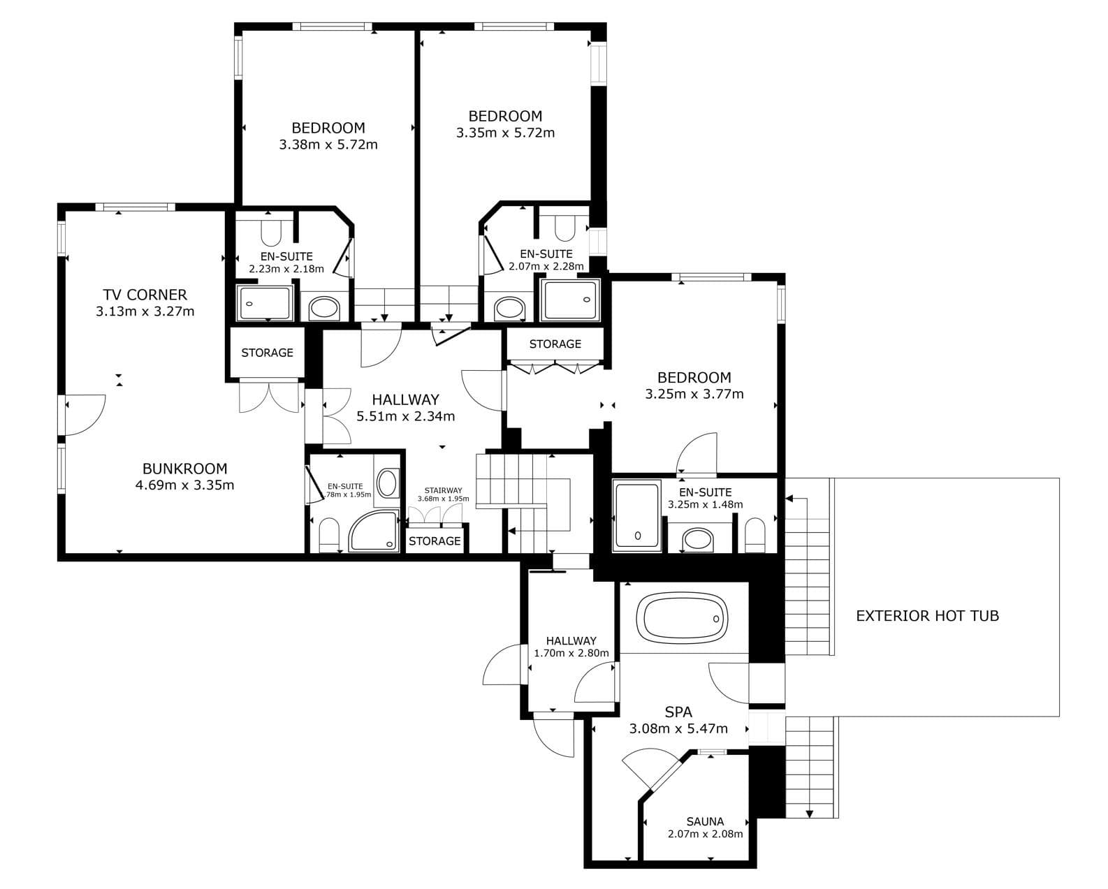 Floor plan: four bedrooms with en-suites, bunkroom, spa, and exterior hot tub