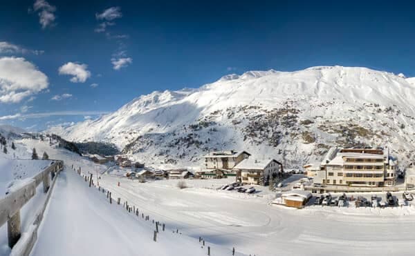 Ski-in, ski-out access with mountain views and village proximity