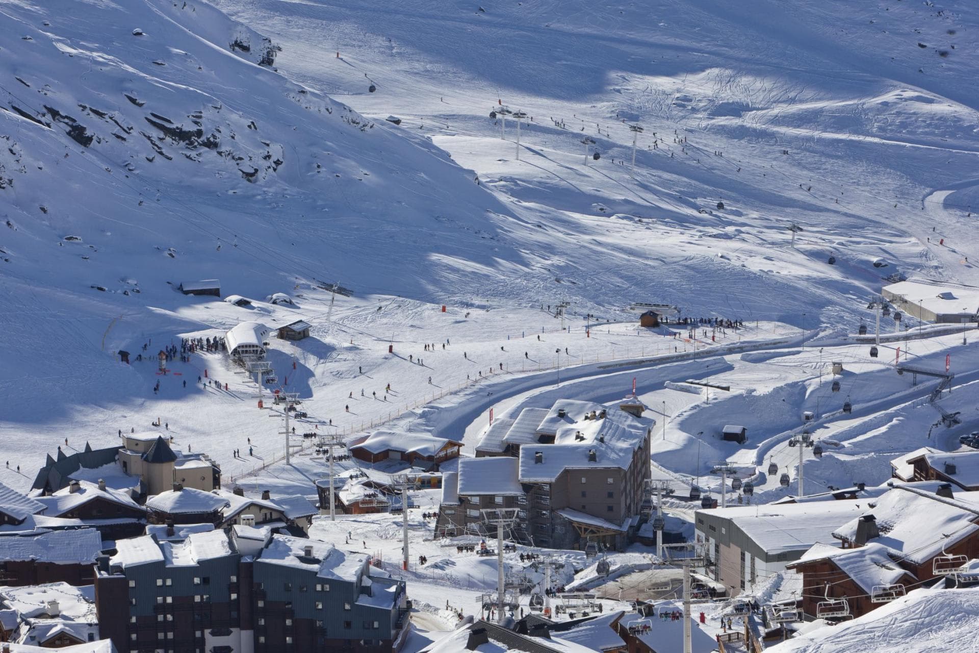 Ski-in, ski-out access with direct views of the resort lifts