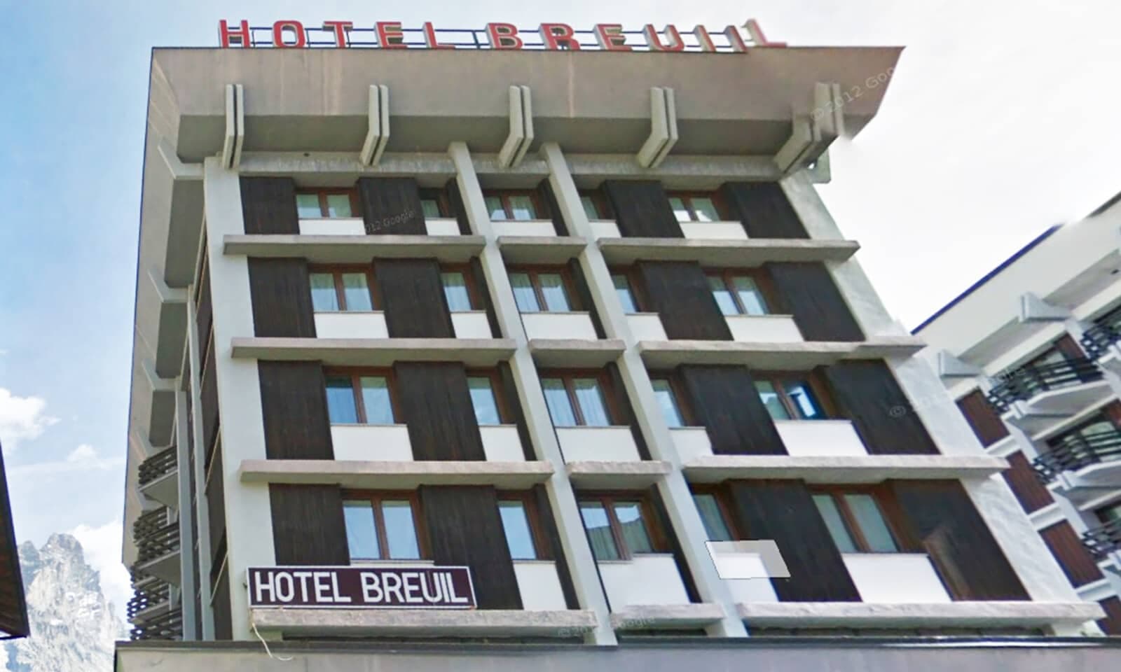 Hotel Breuil exterior with private balconies and mountain views