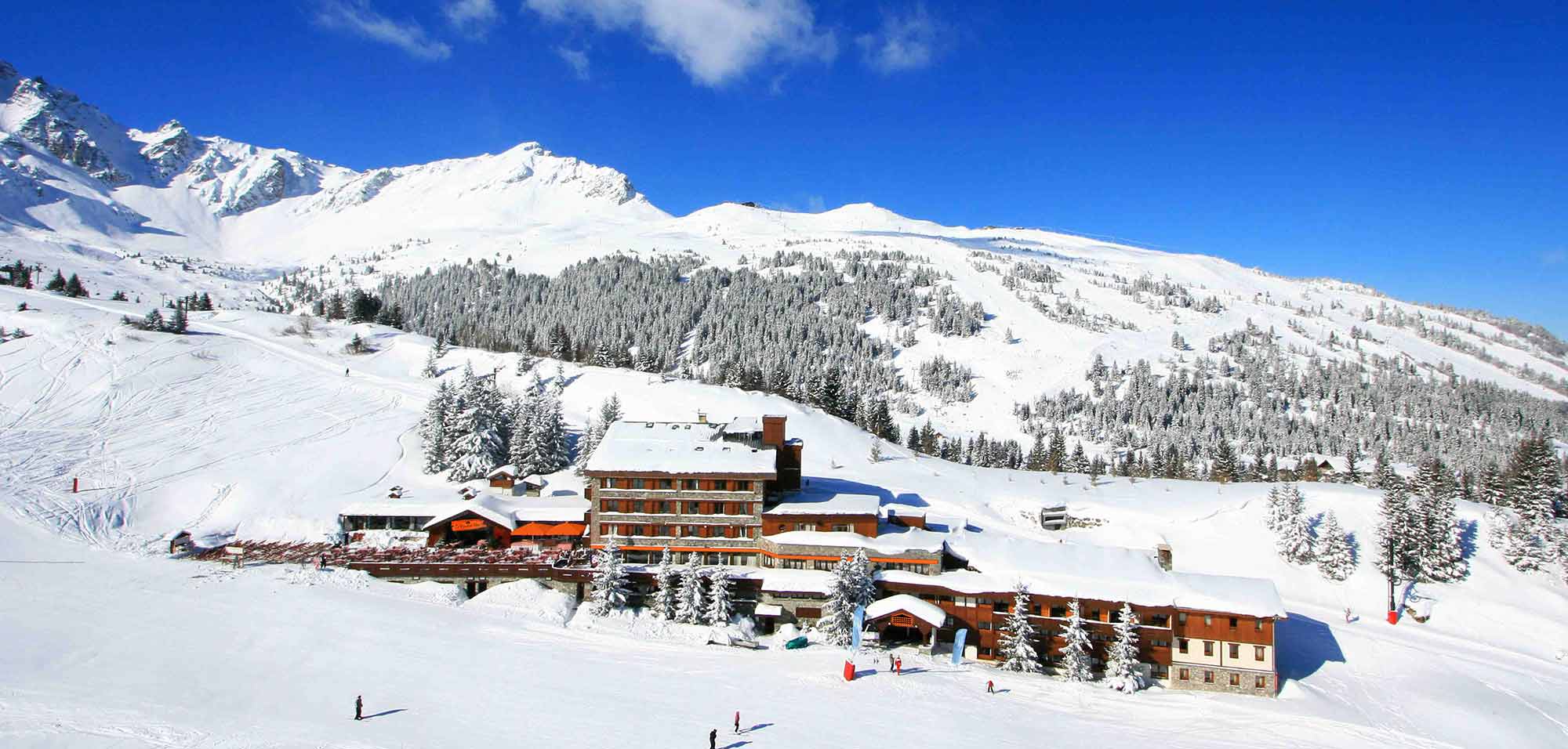Ski-in, ski-out chalet with direct access to alpine runs