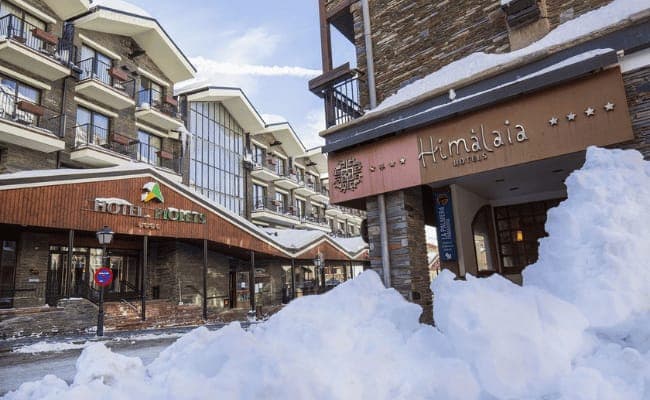 Ski-in village exterior with direct access to Hotel Piolets and Himalaia