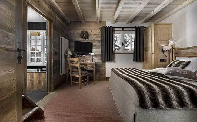 Guest bedroom with dedicated workspace and ensuite bathroom access