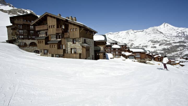 Ski-in, ski-out chalet complex located directly on the groomed piste