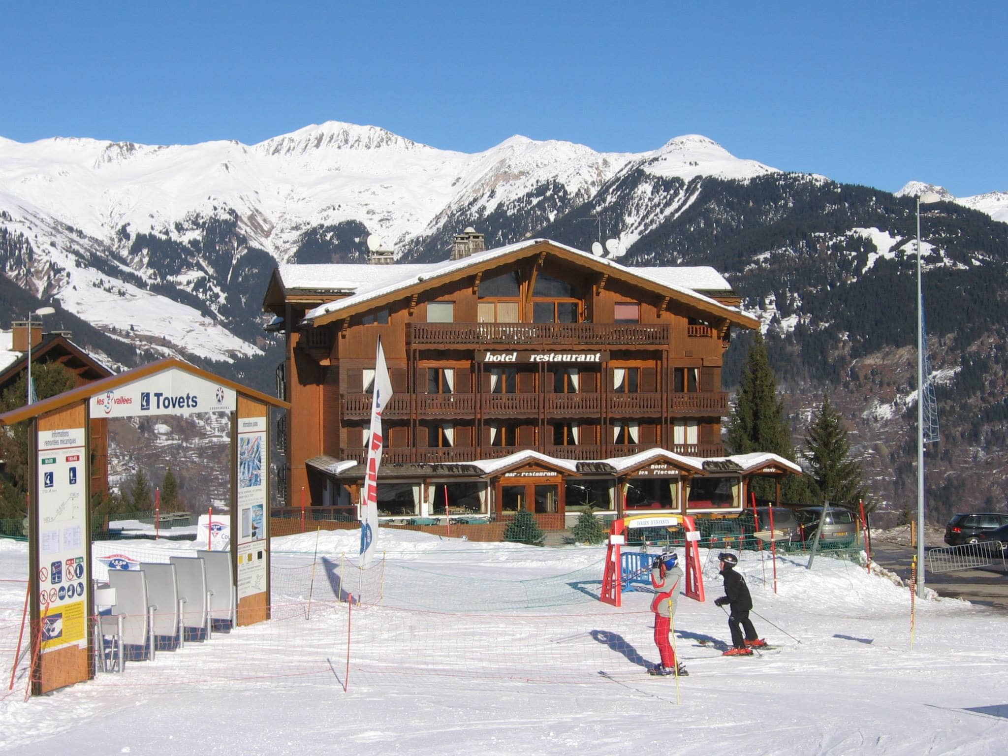 Ski-in/ski-out chalet with mountain views near Tovets ski lift