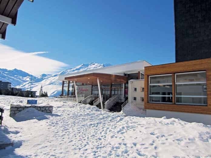 Ski-in, ski-out access with mountain views and direct slope entry