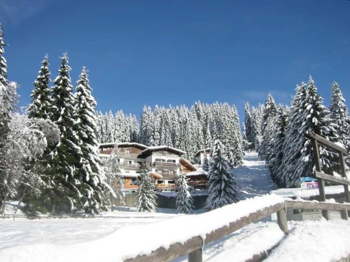 Ski-in, ski-out access with direct proximity to groomed slopes