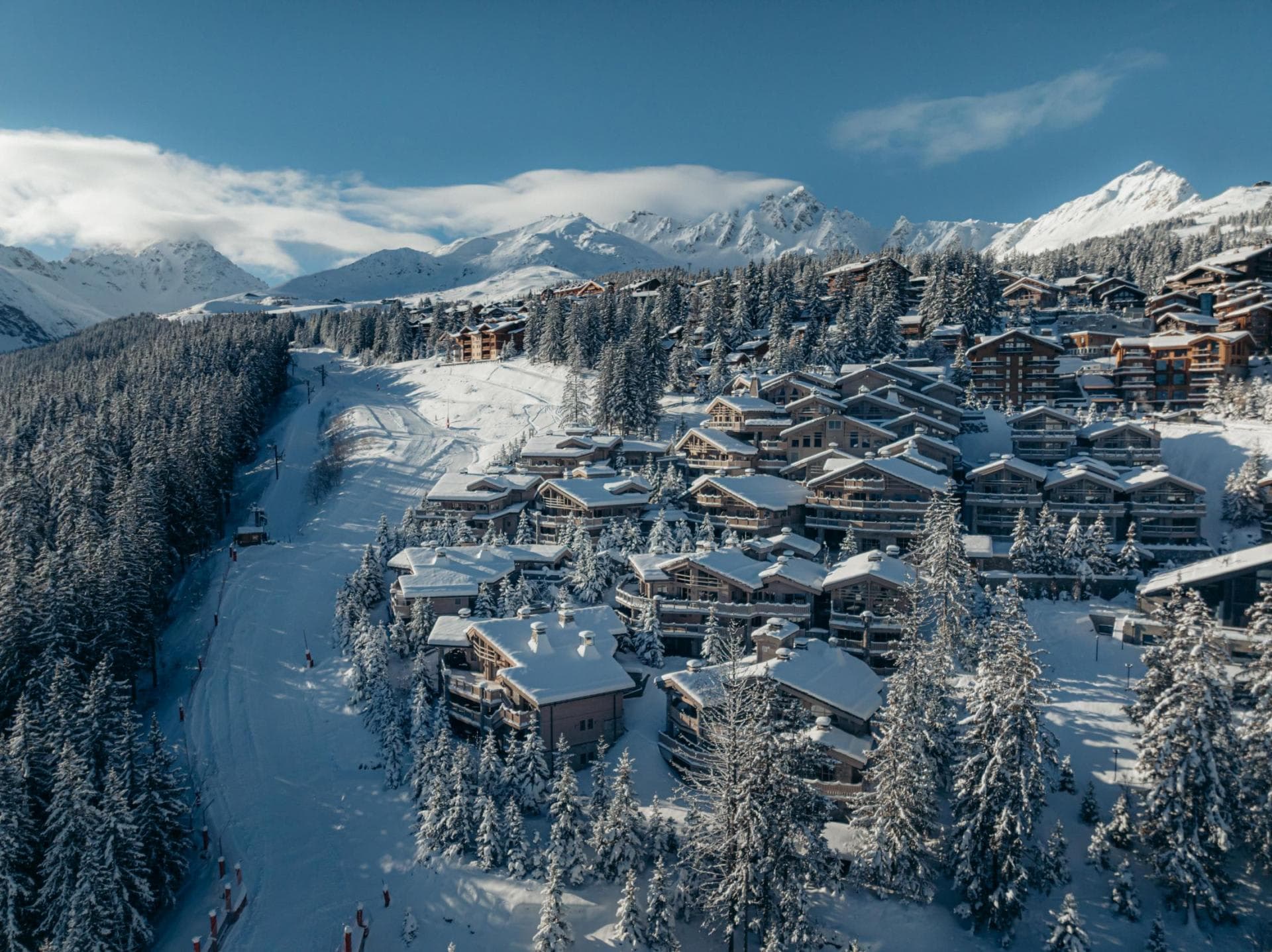 Ski-in, ski-out chalets with direct access to groomed mountain runs