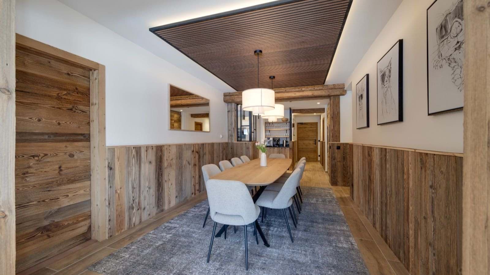 Luxury-ski-chalet-Makalu, Bellecote, Eiger, Monta Rosa -oxford-ski lounge.jpg