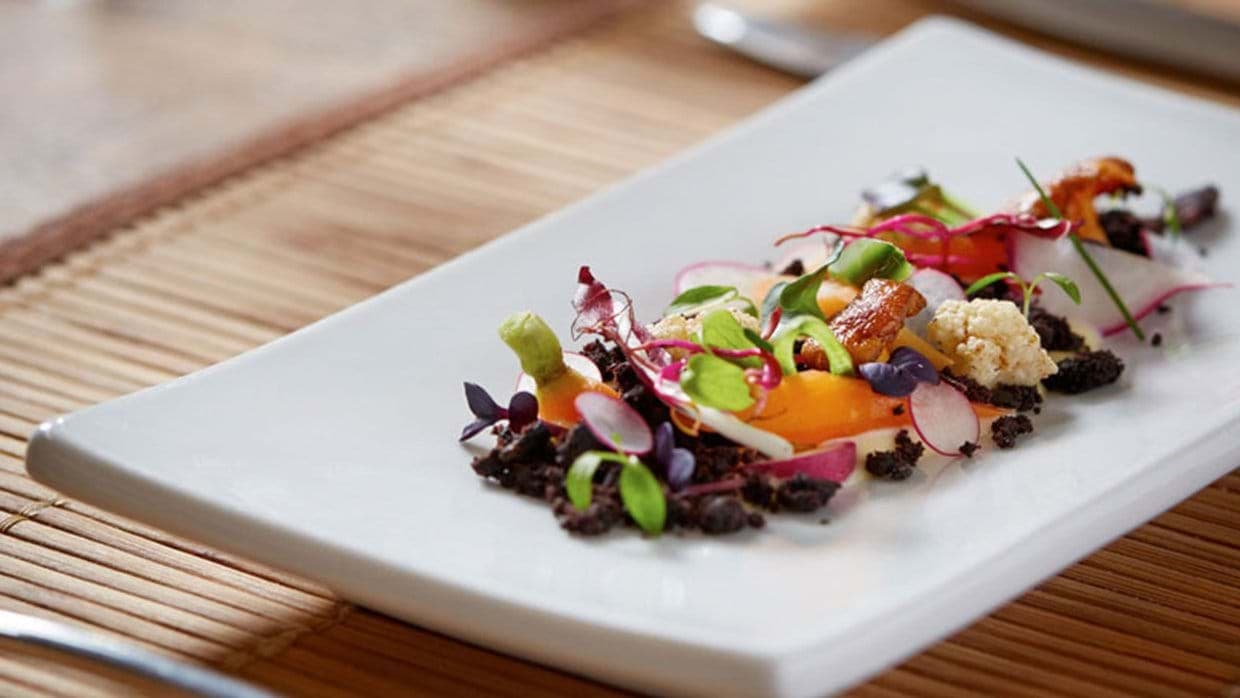 Private chef services available for in-home gourmet dining