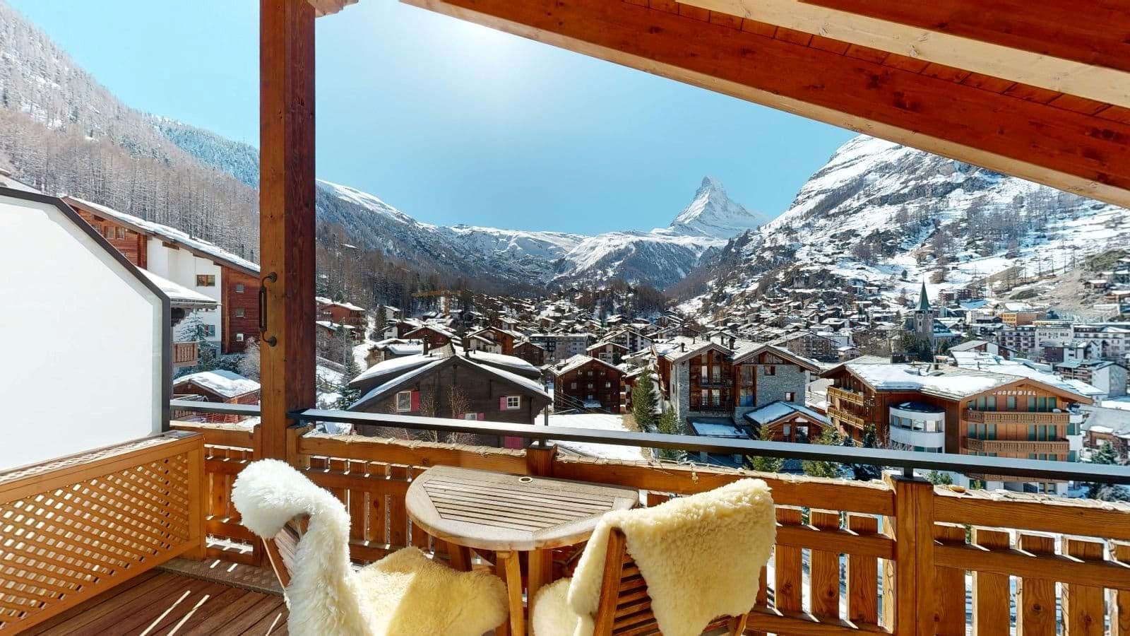Private balcony with seating for two and direct Matterhorn views