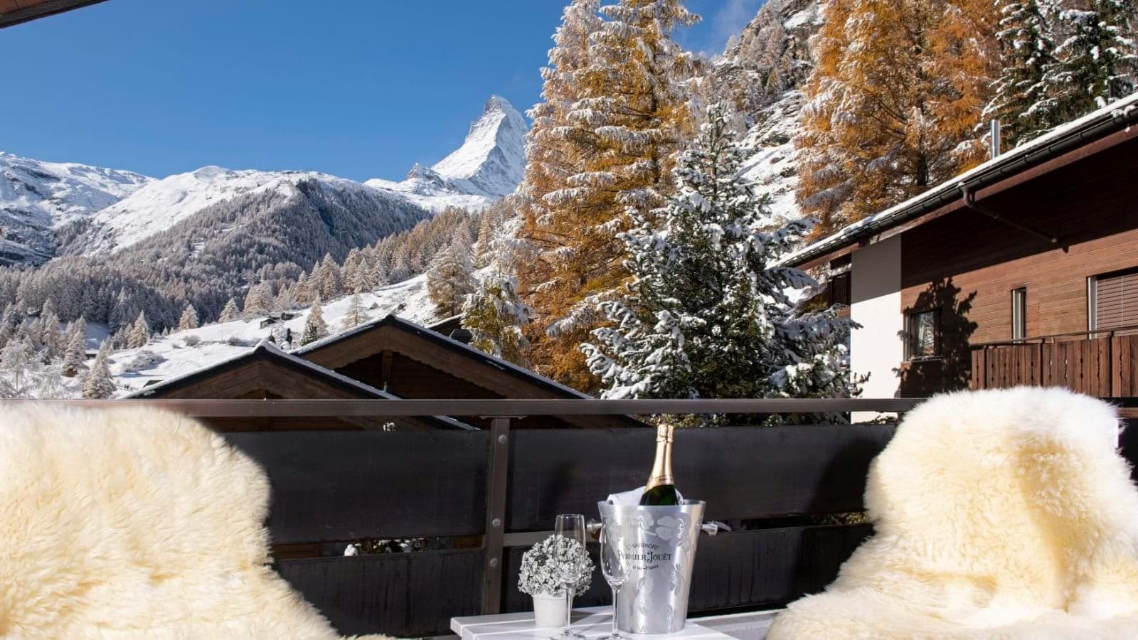 Private balcony with sheepskin seating and Matterhorn views