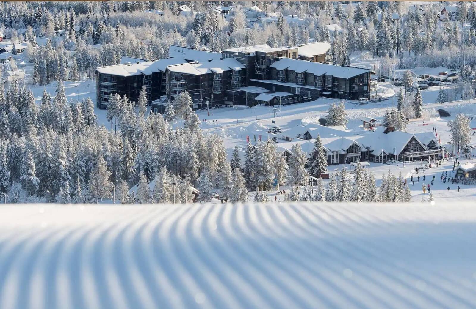 Ski-in, ski-out resort access with groomed runs directly to the lodge