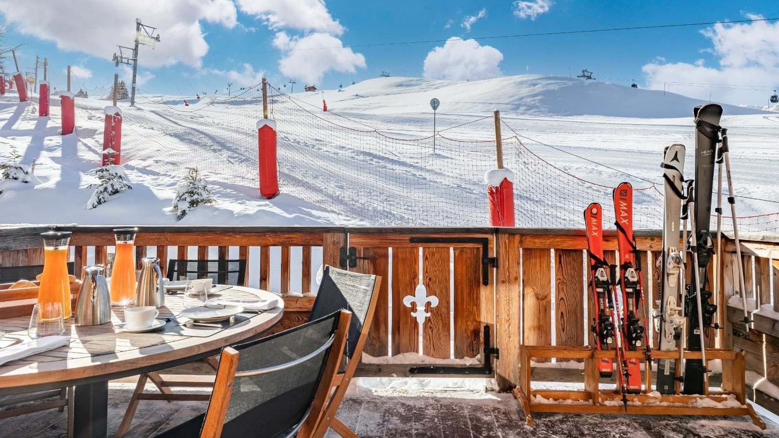 Ski-in/ski-out terrace with dining area and on-site ski rack