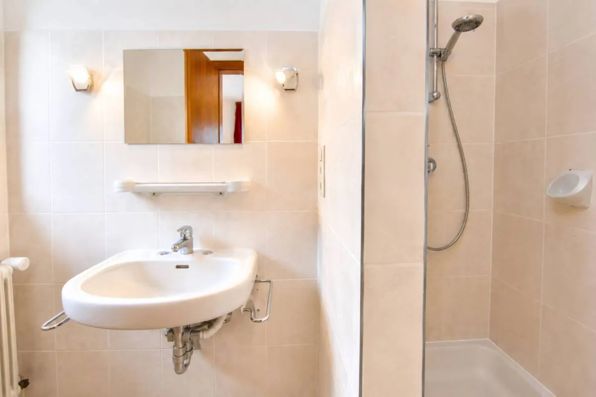 Guest shower room with basin