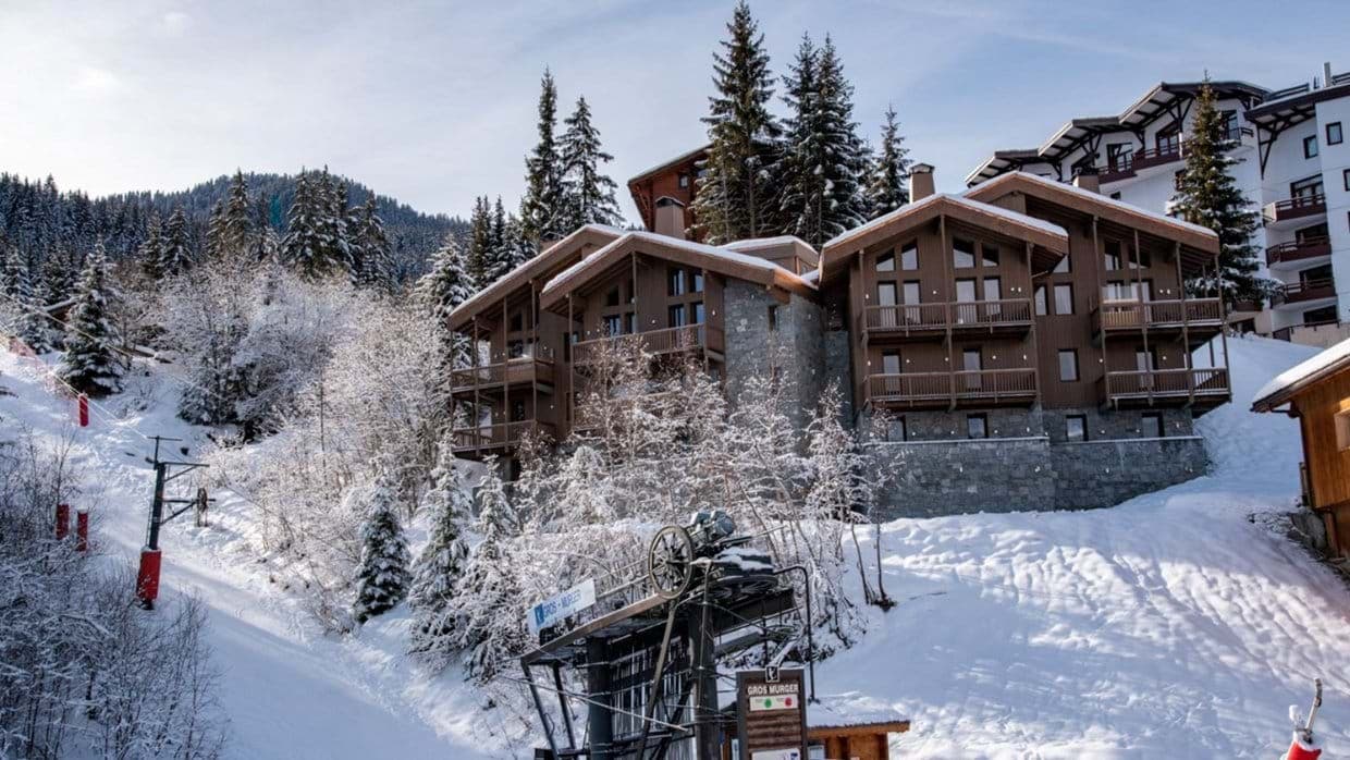 Ski-in/ski-out chalet with direct access to Gros Murger lift and slopes