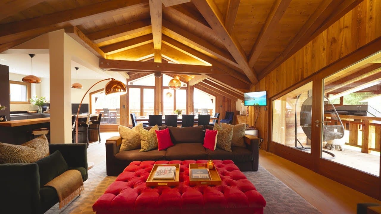 Video tour of the chalet interior and accommodation