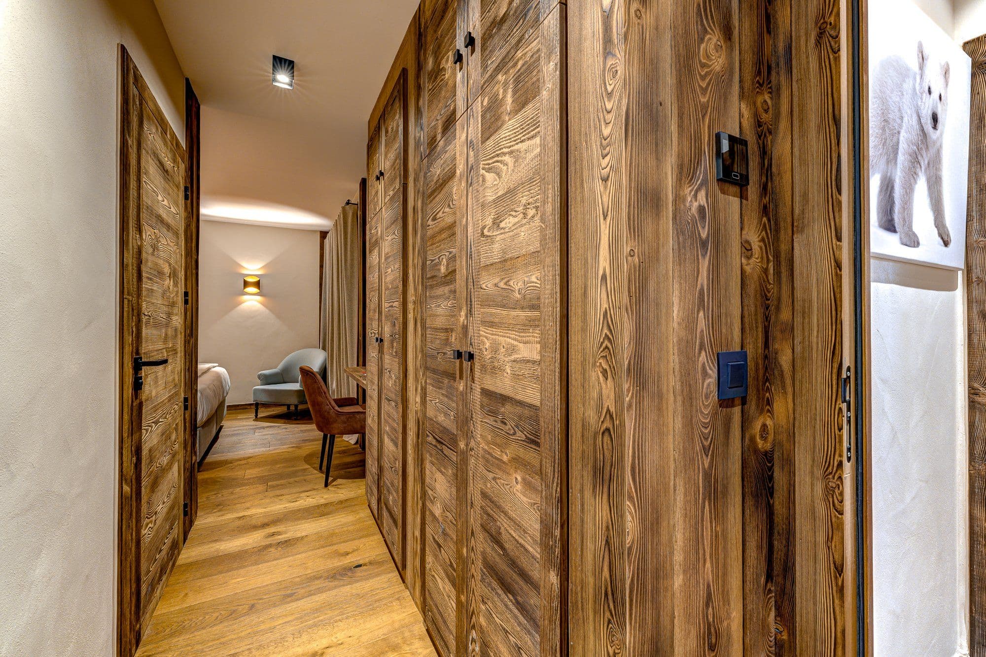 Sleeps 15 In Six Suites