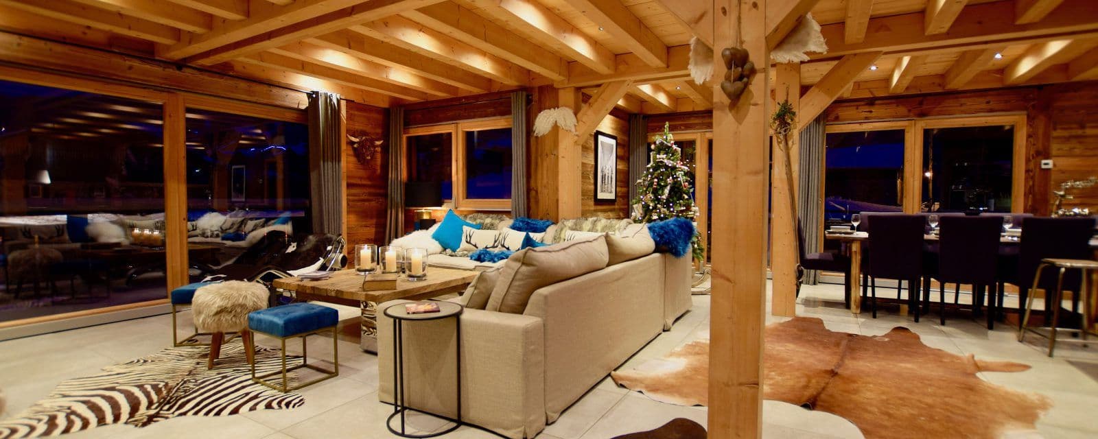 Open-plan evenings by the fire