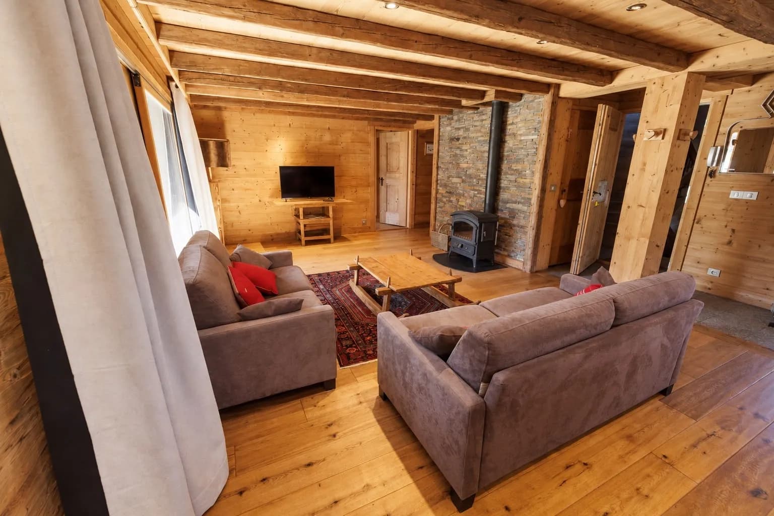 Chalet Terrasse du Raffort — Living room