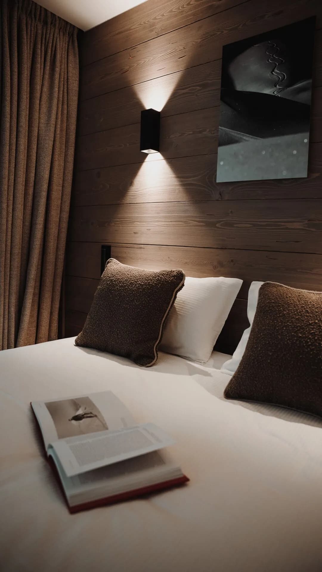 Bed and reading lights