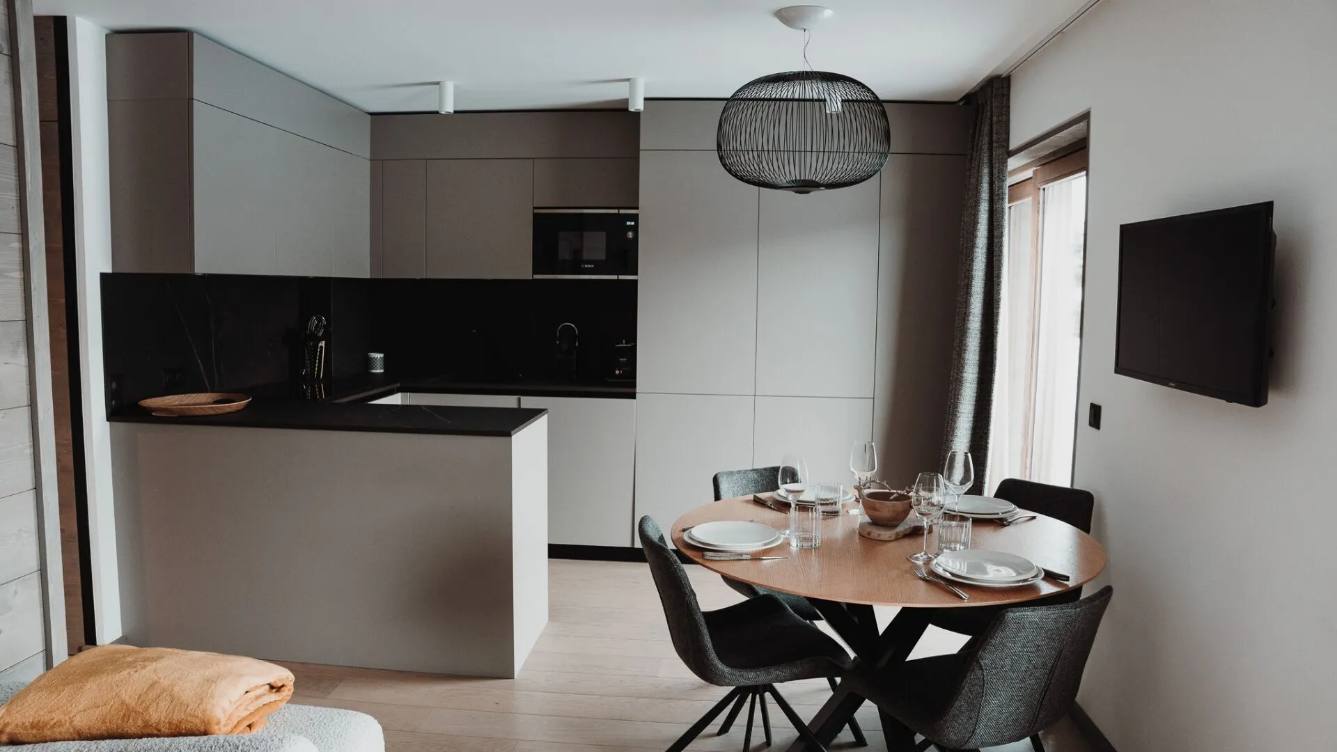 Open-plan kitchen and dining table
