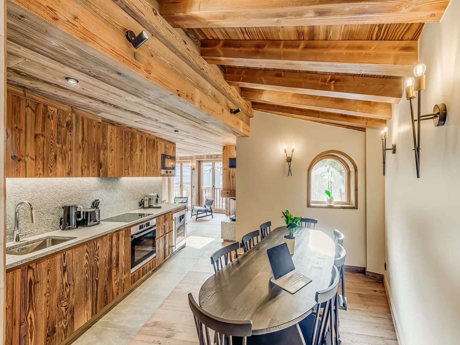 Open-plan kitchen and dining table