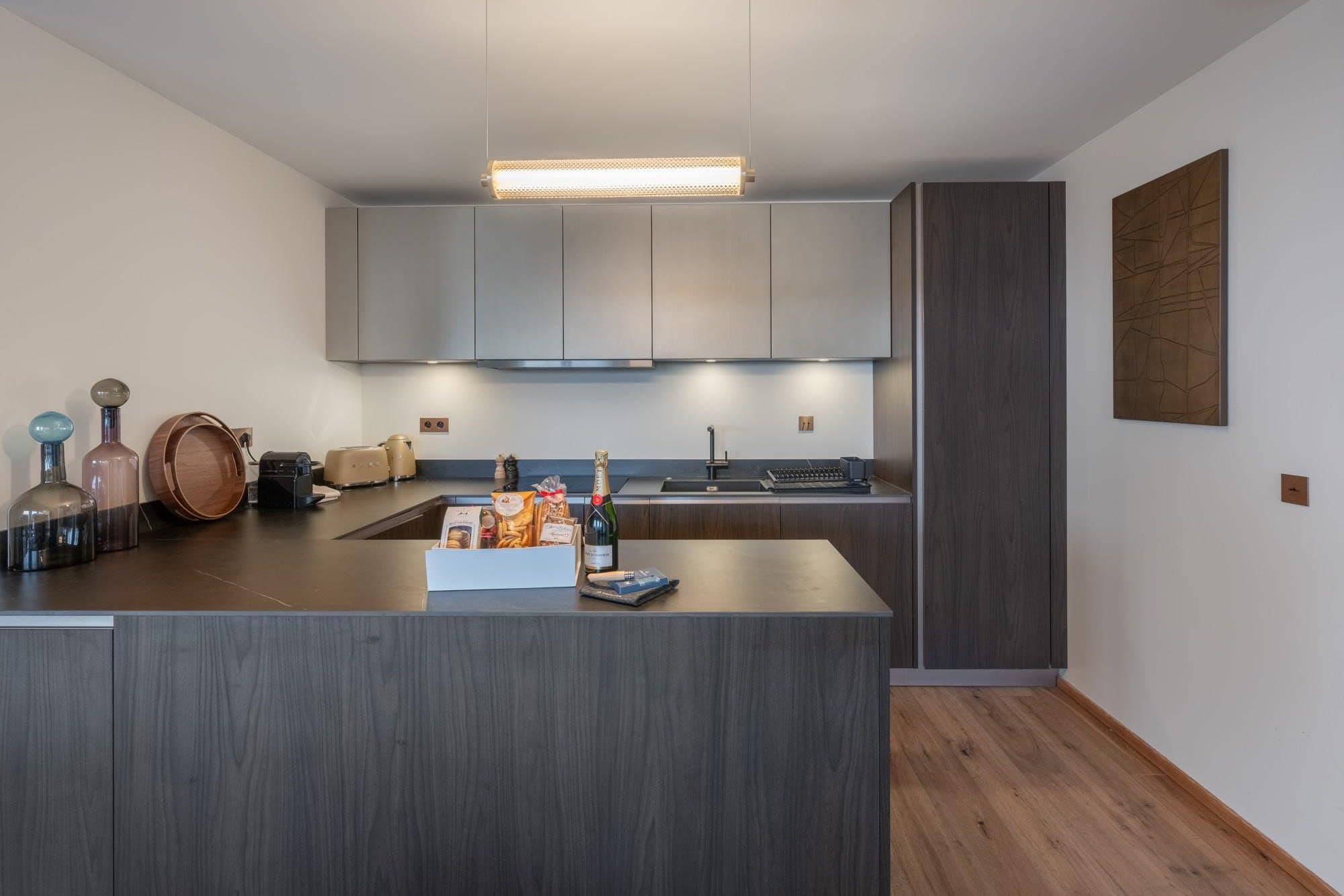 Kitchen with induction hob and integrated appliances