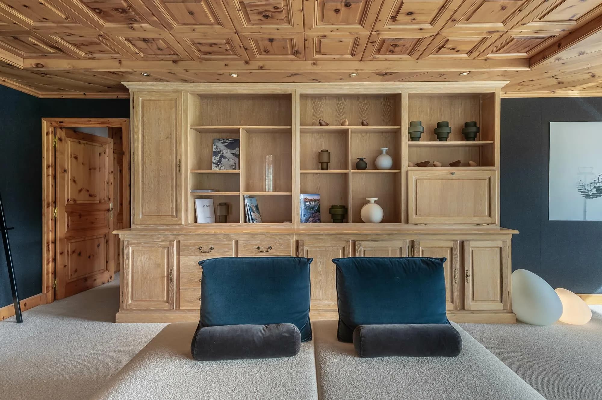Secondary sitting area with built-in timber cabinetry