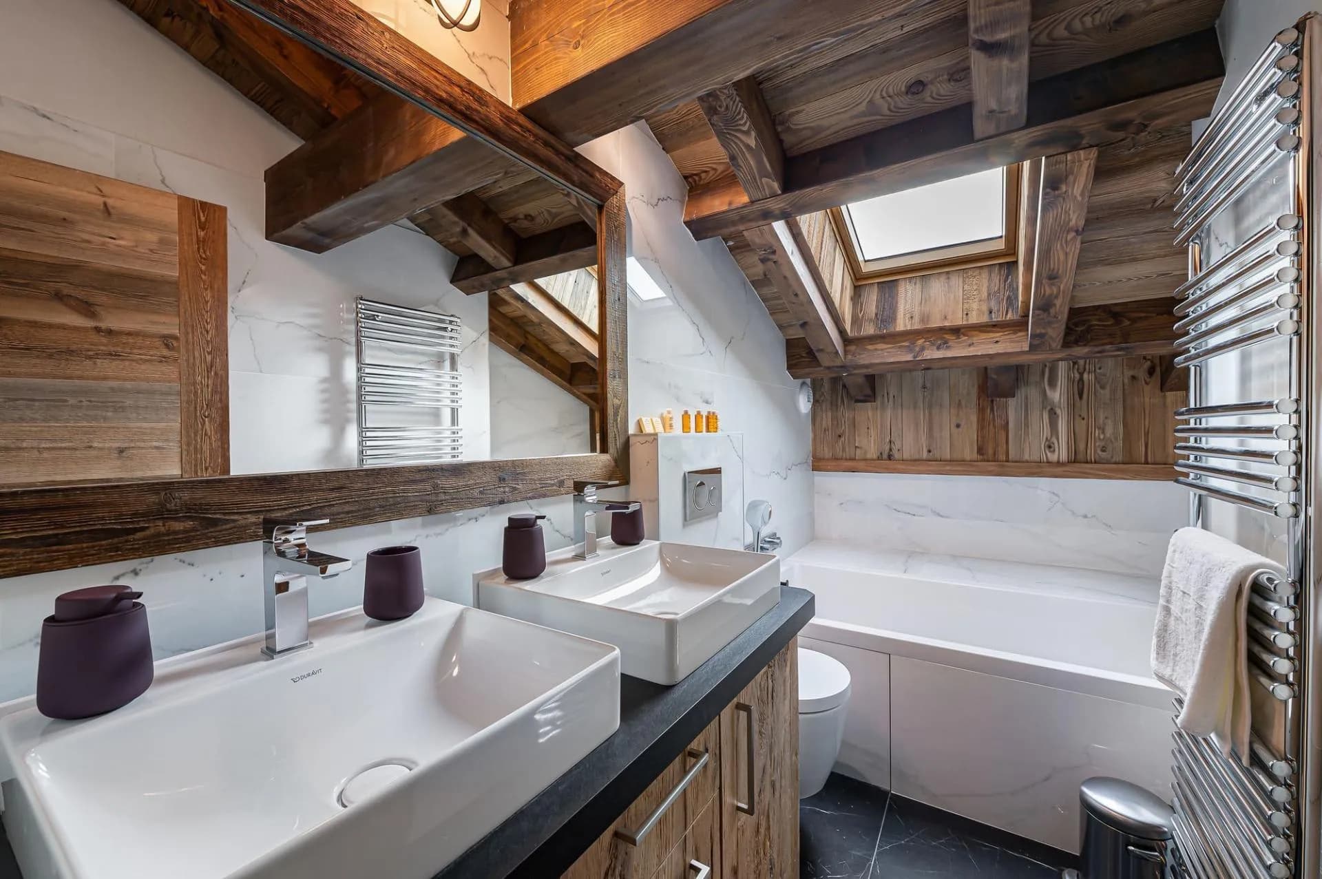 Five en-suite bedrooms