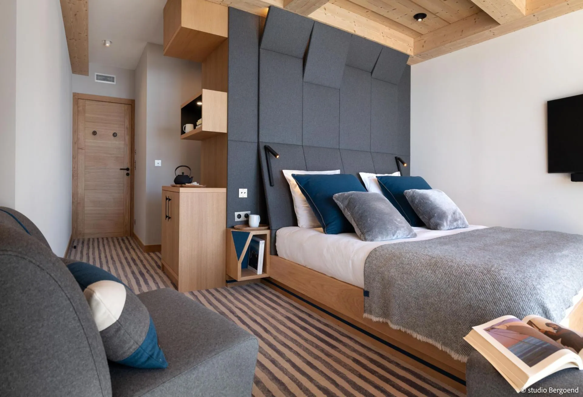 Level -1 Double Bedroom 1
